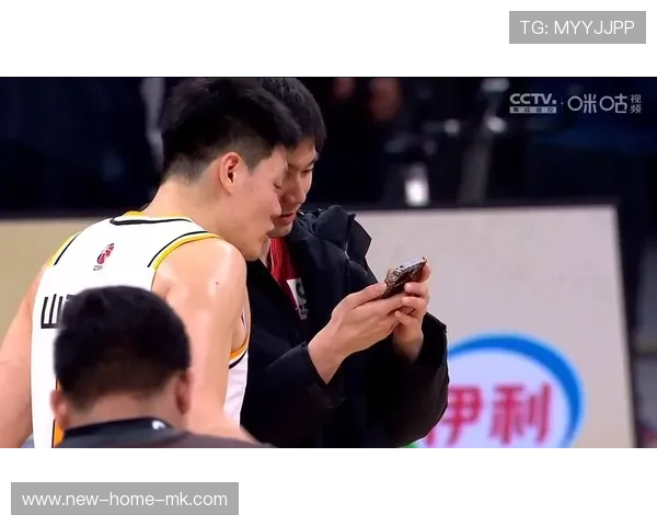 浙江队外线配合引发对手防守错位